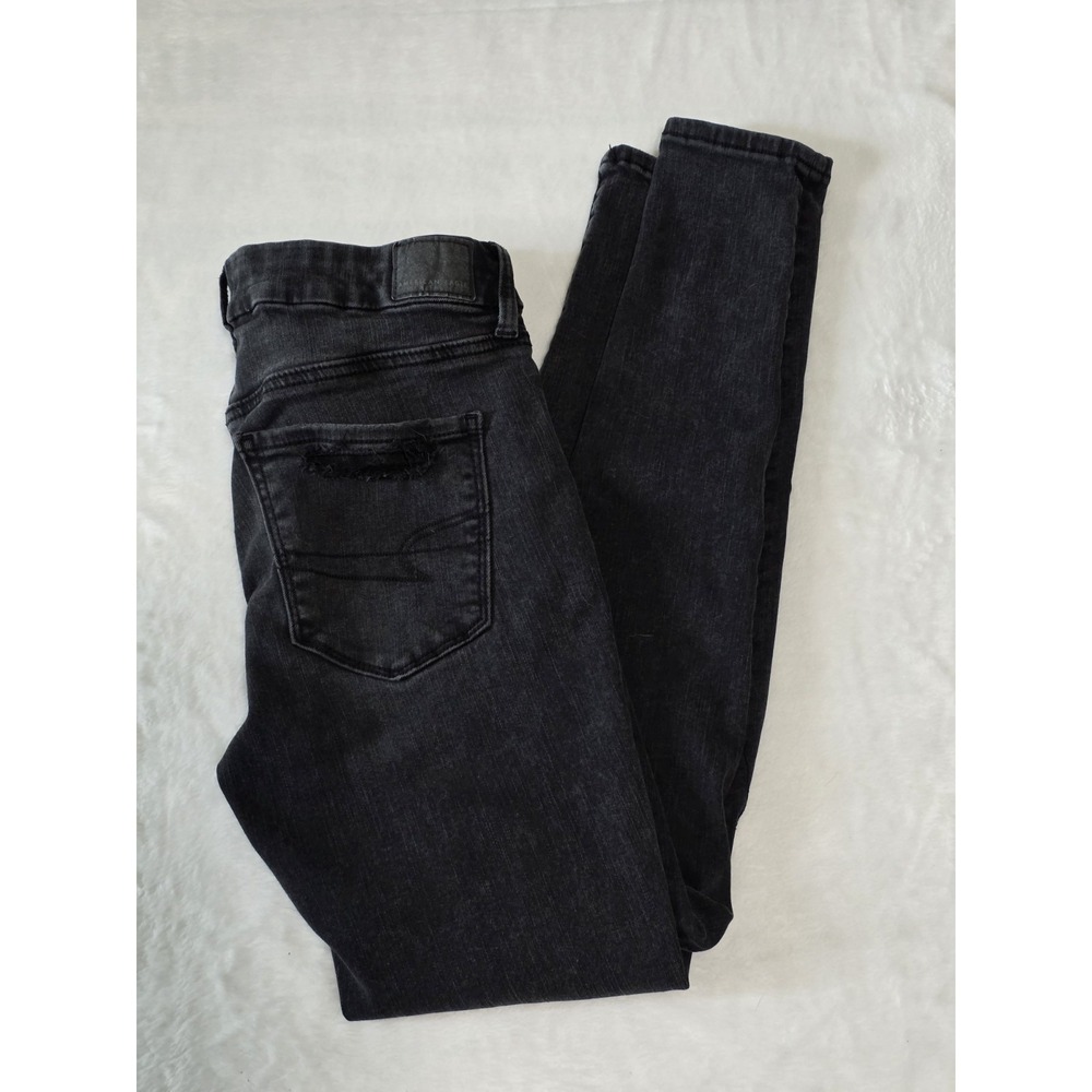 American Eagle Womens Size 6 Black Distressed Skinny Jegging Denim Jean Grunge